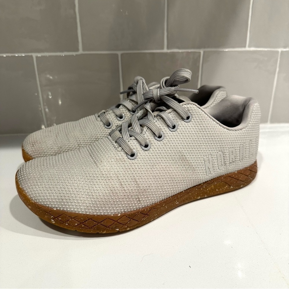 NOBULL Gray Gum Trainer Sneakers Lace Up Shoes Unisex Size 9.5 Women’s